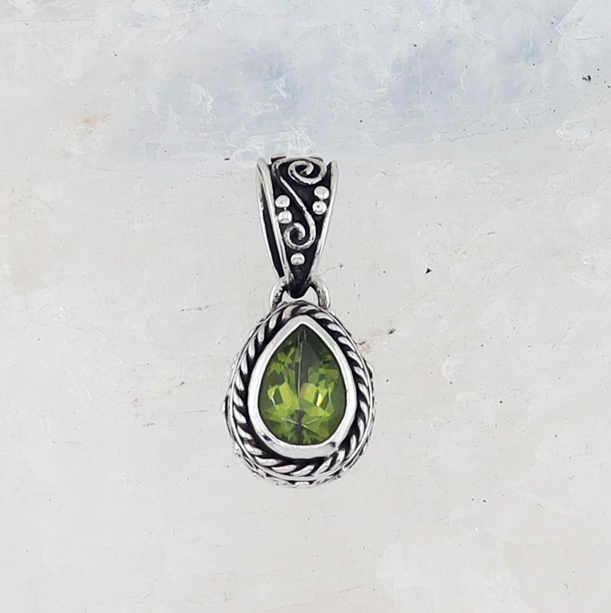 SR P-0027 PE (Peridot)