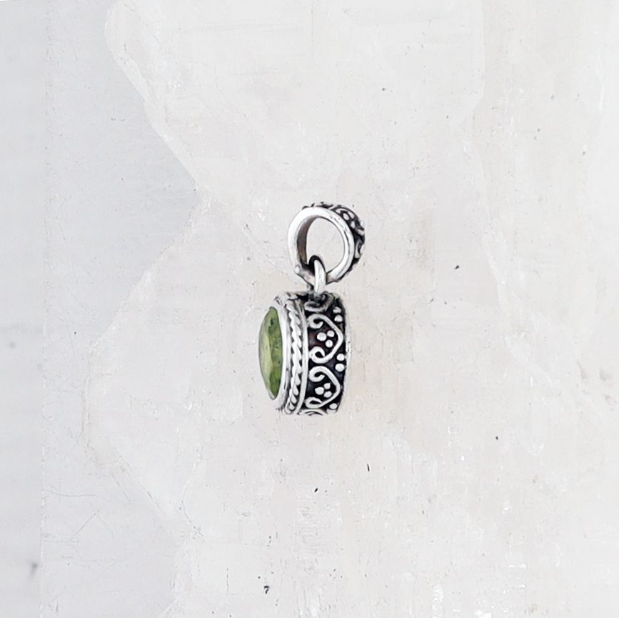SR P-0043 PE (Peridot)