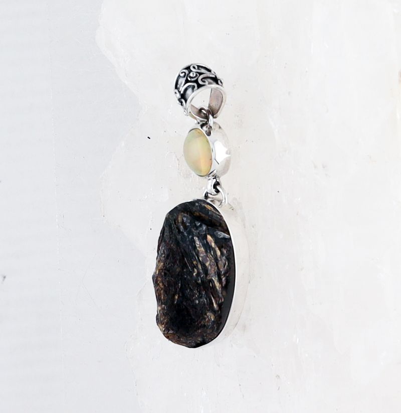 SR P-0083 EOP AST (Ethiopian Opal and Astrophyllite)