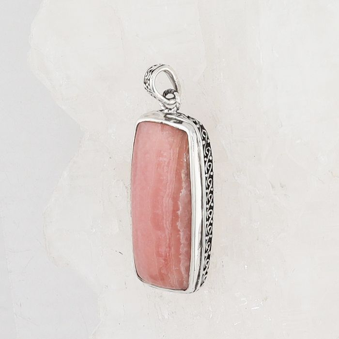SR P-0105 RH (Rhodochrosite)