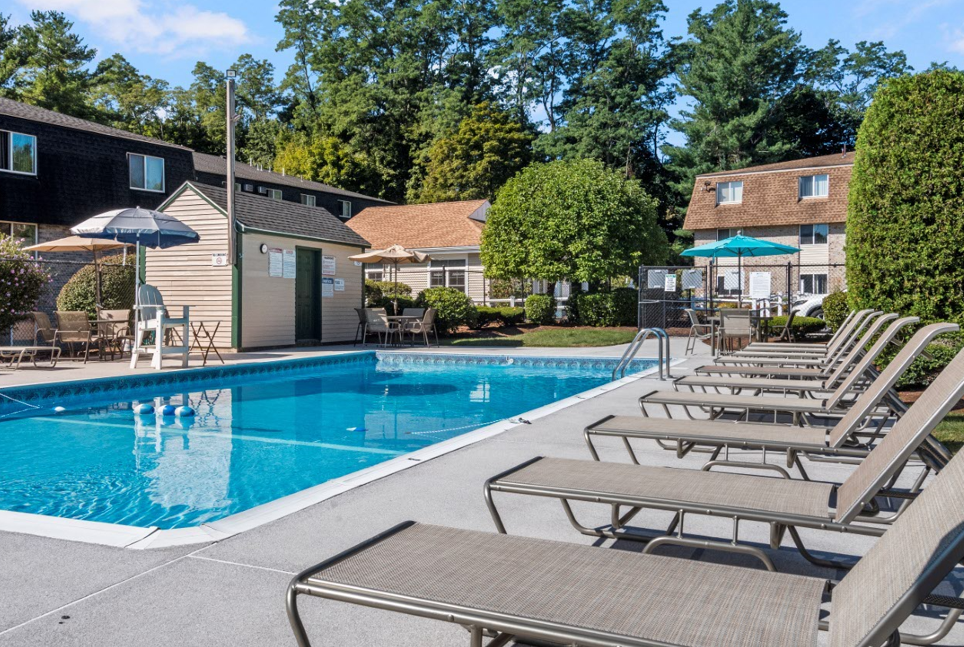 Swimming pool at Pine Brook Place in Haverhill, MA.