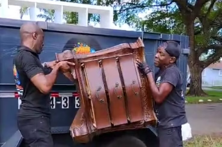 About City Trash Junk Removal LLC in Fort Lauderdale, FL About City Trash Junk Removal LLC in Fort Lauderdale, FL
