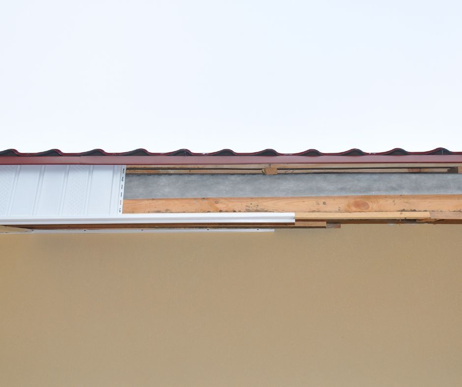Replacing the fascia board of a roof using aluminium fascia for a durable, low-maintenance finish.
