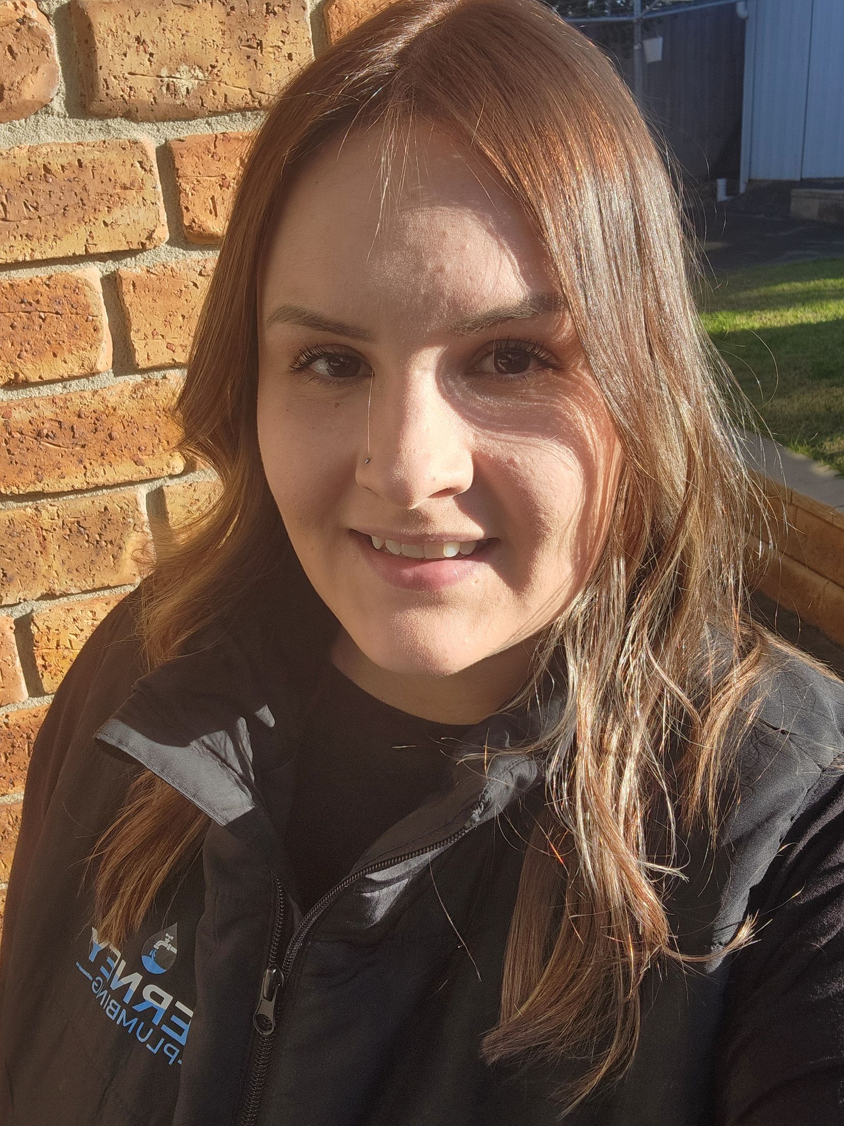 Natalie keeps Kerney Plumbing running smoothly behind the scenes.
She manages bookings, invoicing, customer communication, and all the admin that makes a family business tick. Friendly, organised, and always on top of things, she’s the voice you hear on the phone and the calm operator making sure every job flows from start to finish.