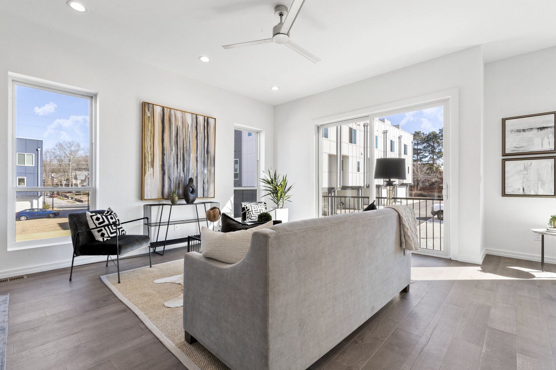 Photograph-Moderns-Livingroom