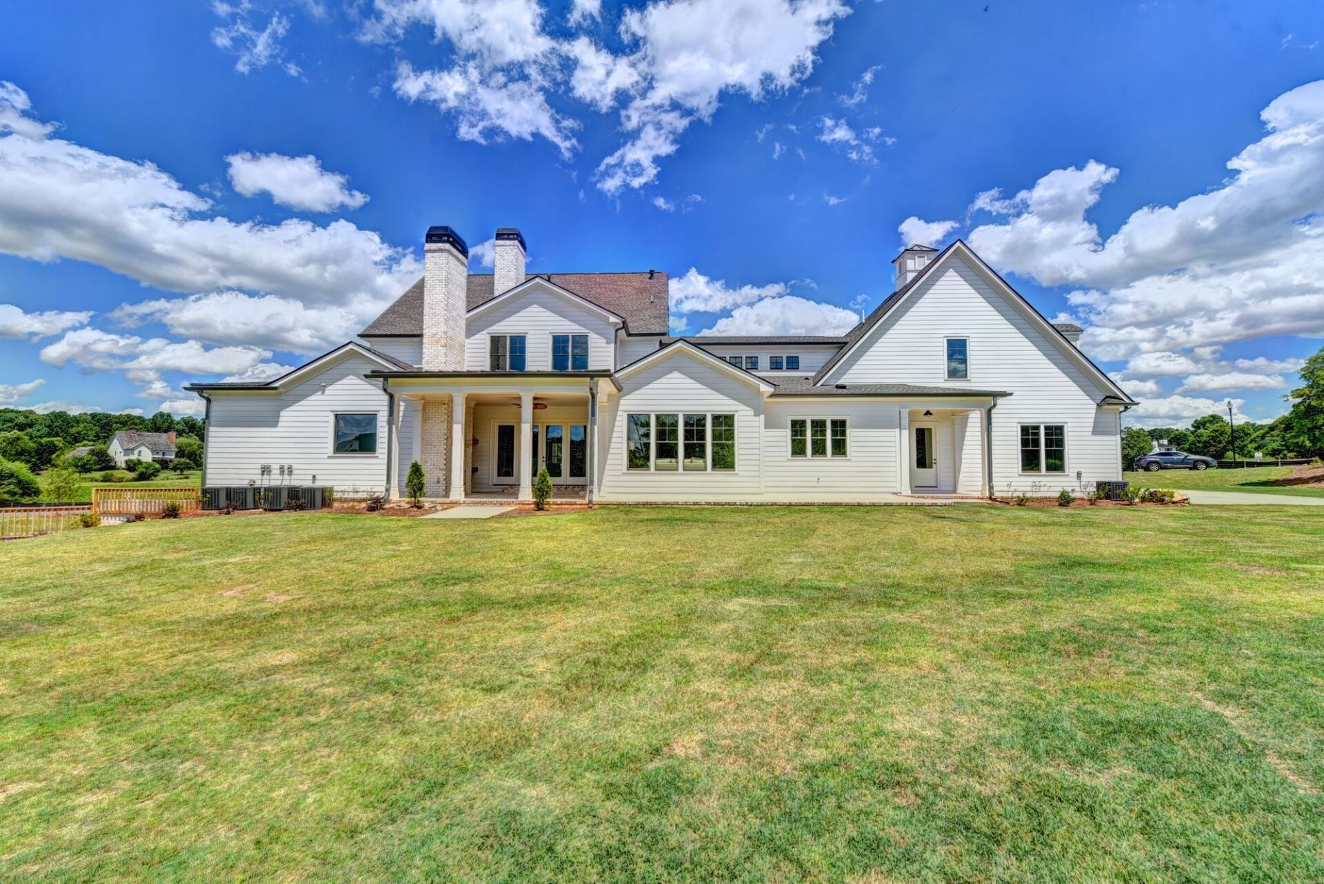Exterior Gallery | Deluxeton Homes | Dunwoody, GA 30346