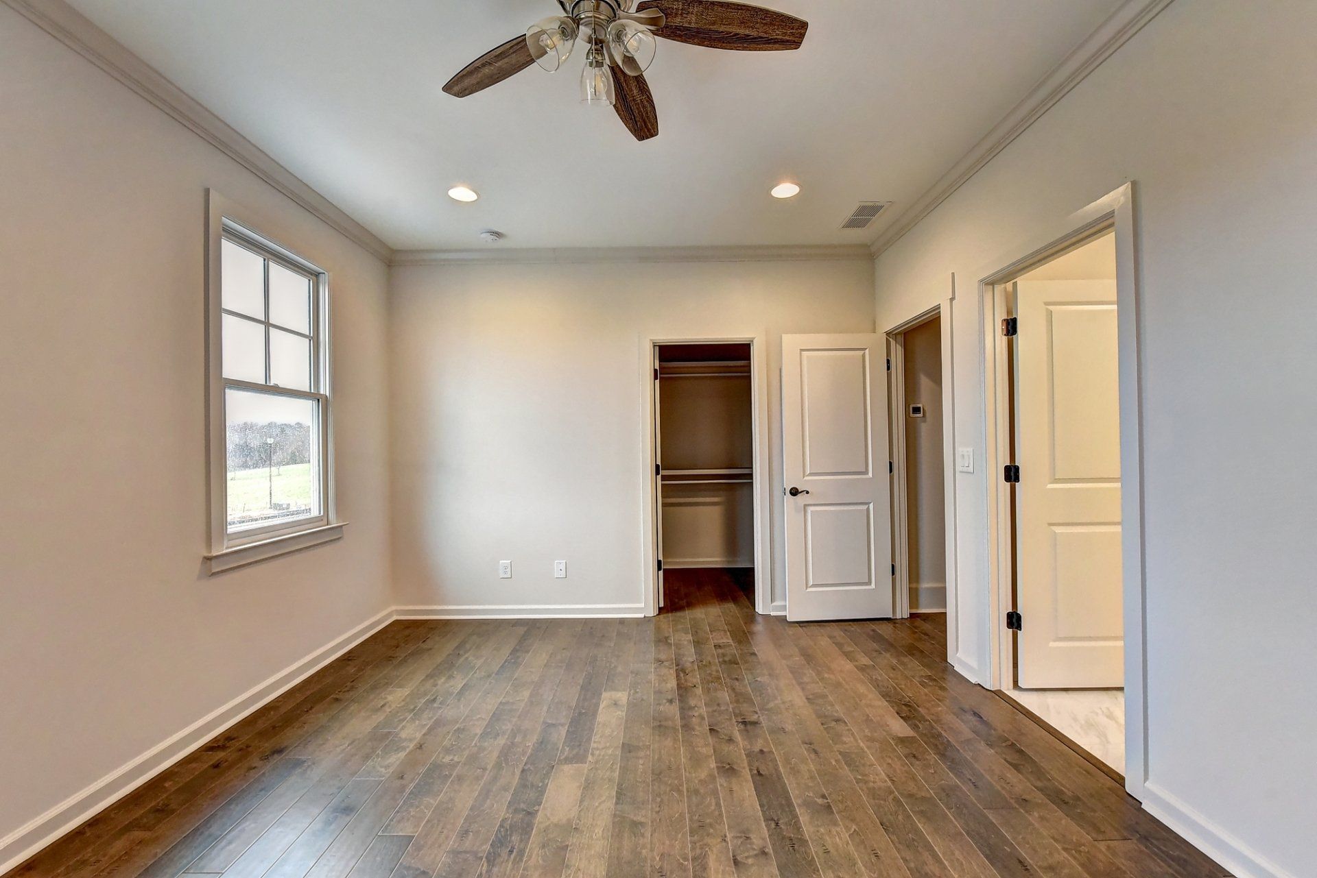 Bedroom Gallery | Deluxeton Homes | Dunwoody, GA 30346