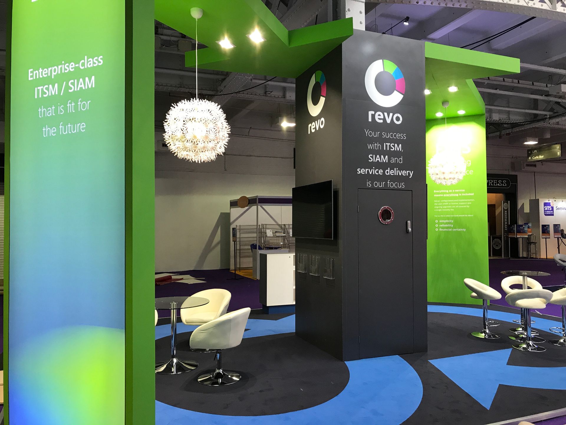 Bespoke Exhibition Stands | 24 Hour Support | 442 Events