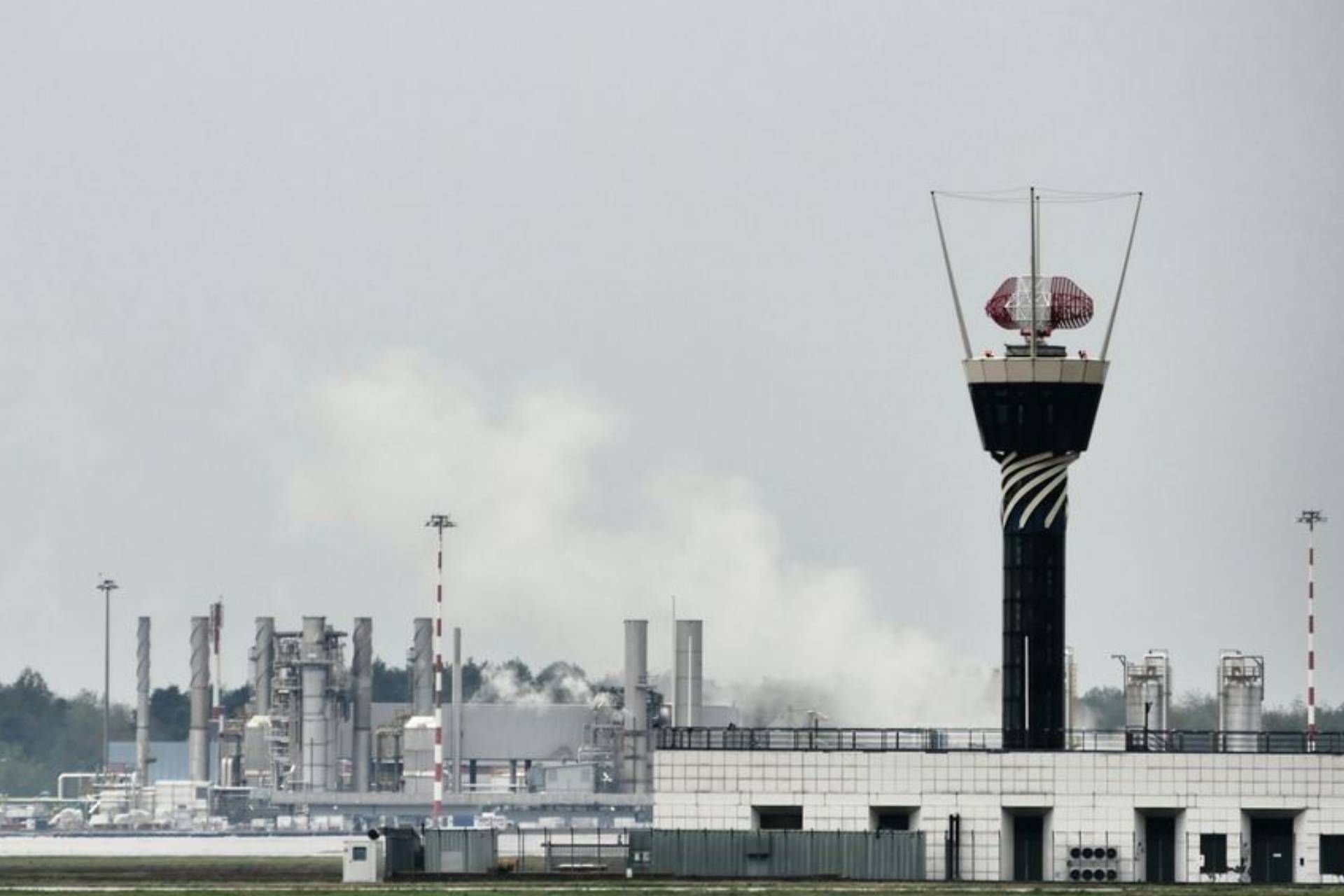 Bird Strike e radar come migliorare la sicurezza aerea Bird Strike e radar come migliorare la sicurezza aerea