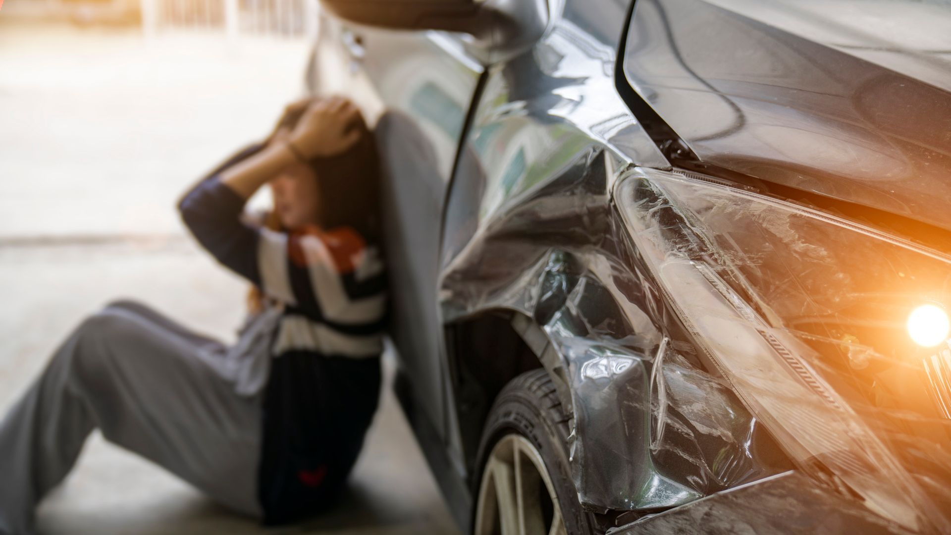 Car Crash - Grosse Pointe, MI - DFWN, PLC