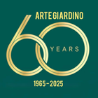 Logo color oro per il 60° anniversario di ARTEGIARDINO (1965-2025) con un grande "60" intrecciato su sfondo verde scuro.