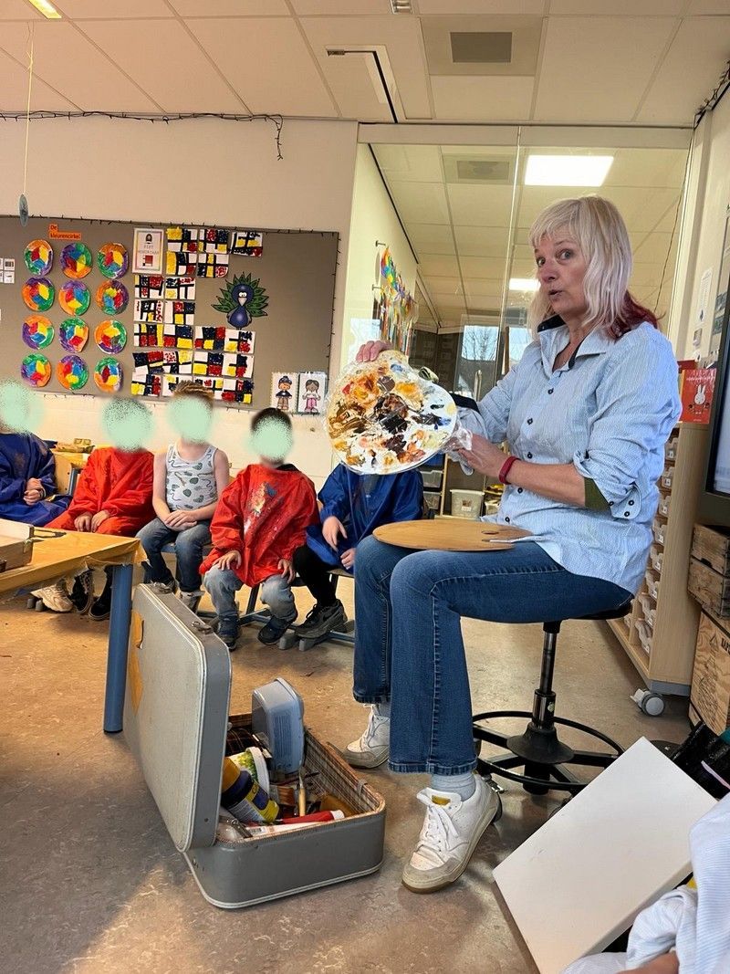 Workshop Kunstenaar in de klas; in de kring