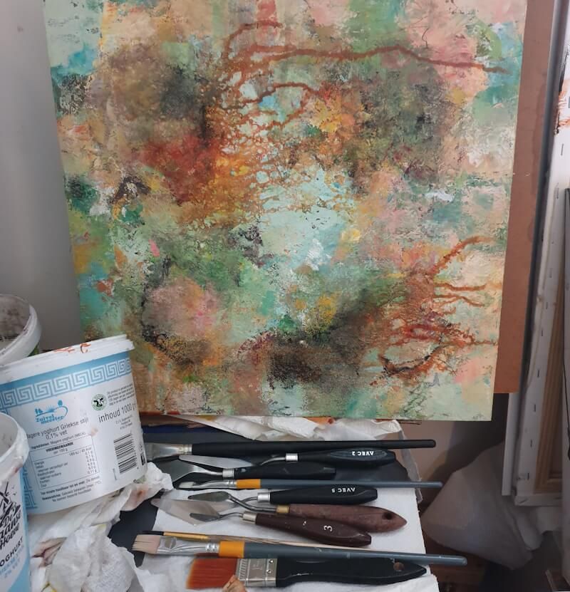 Acrylverf op houtpaneel; De eerdere lagen zijn niet meer te zien; ik vind de texturen erg mooi