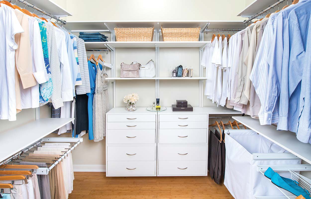 Freedom Rail Walk In Closet System