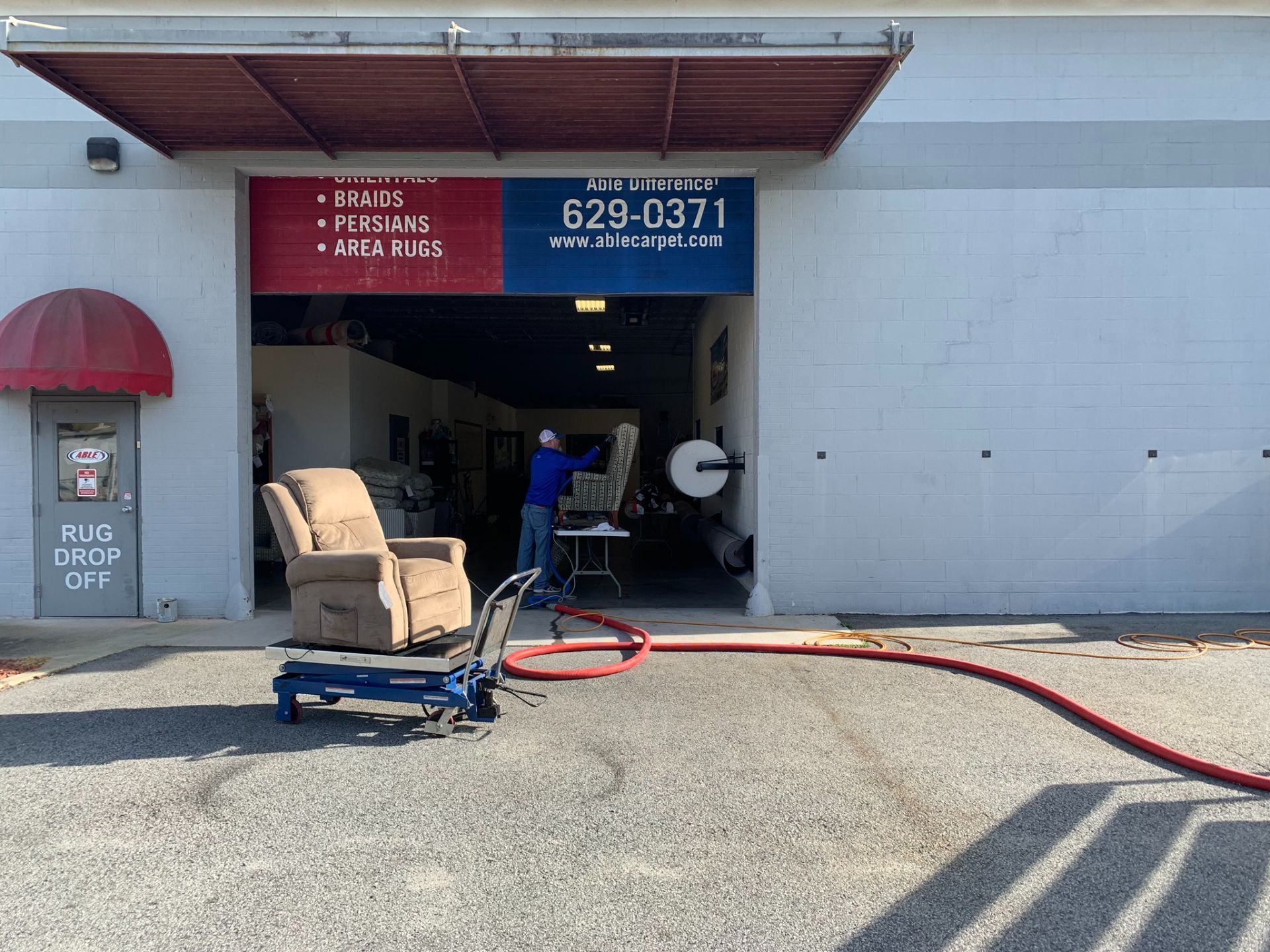upholstery cleaning