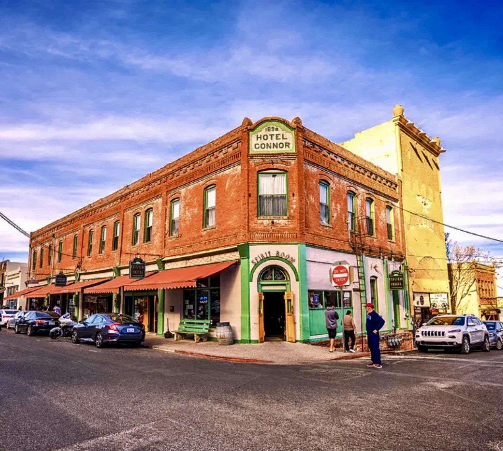 Visit hotel Conor on your Haunted Jerome wine and brew tasting. Featuring Merkin Vineyards.