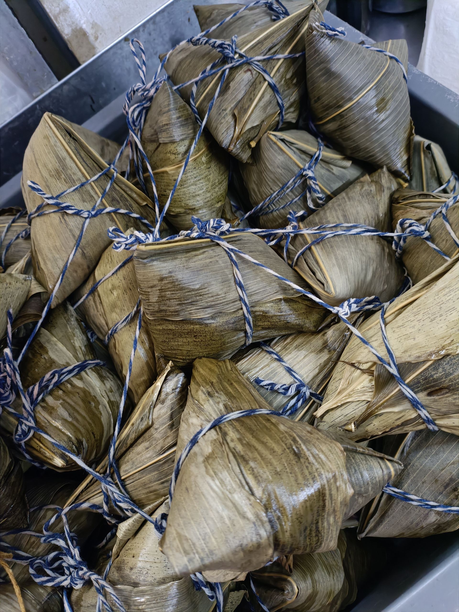Salted egg bak Zhang 咸蛋肉粽 (Bundle of 6)
