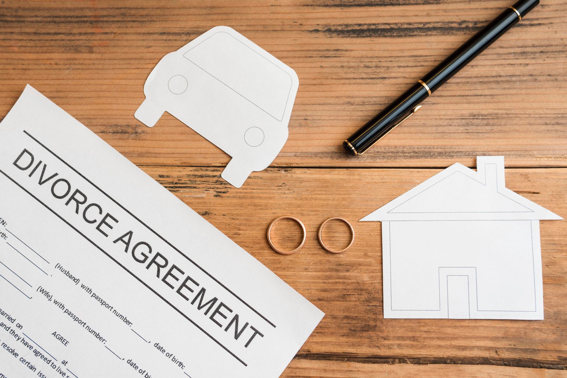 Divorce agreement legal papers