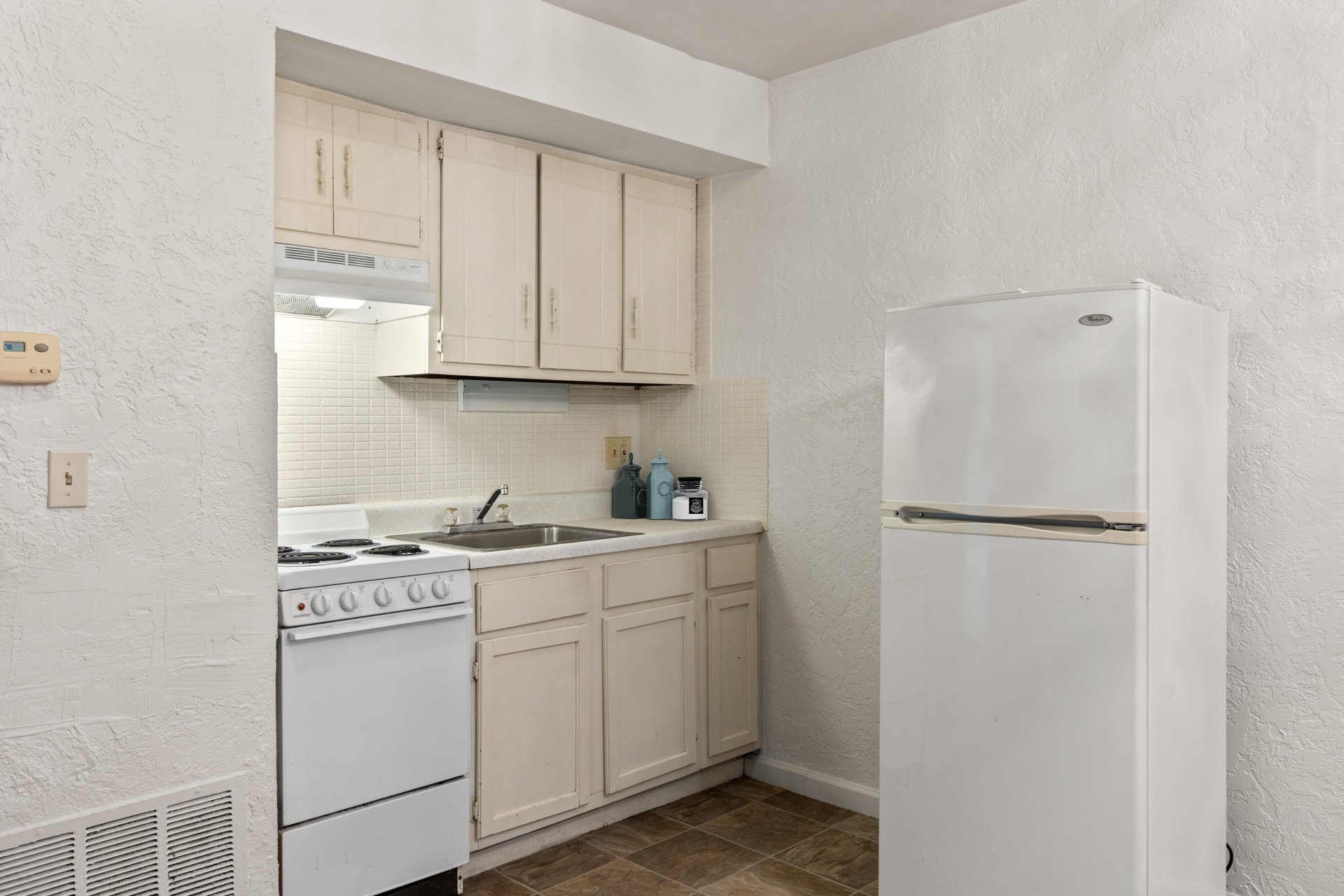 Cunningham Apartments St. Charles, MO