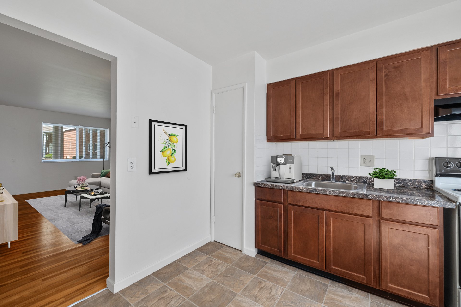 Charbonier Apartments Florissant, MO