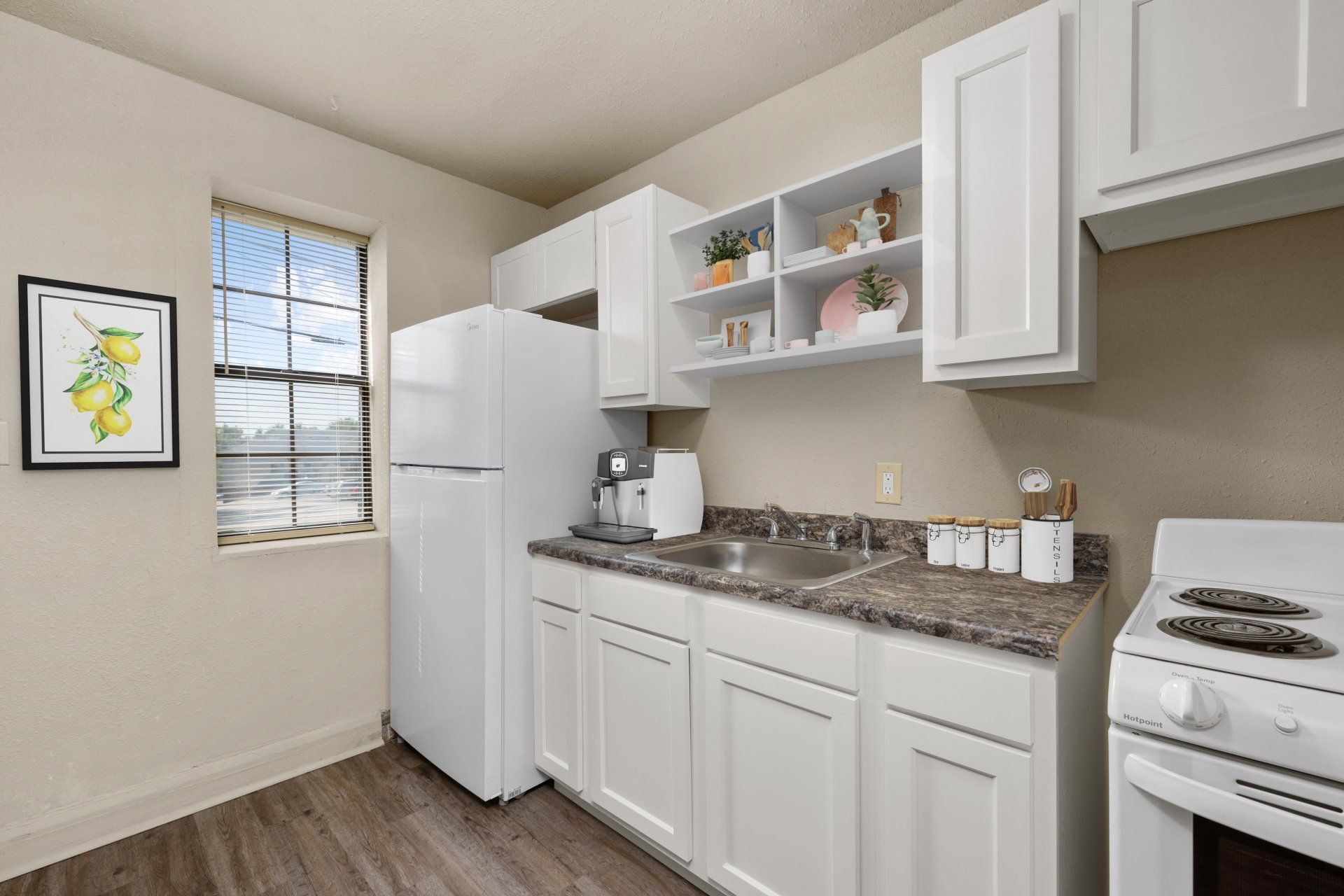 2 bedroom townhome amber terrace kitchen