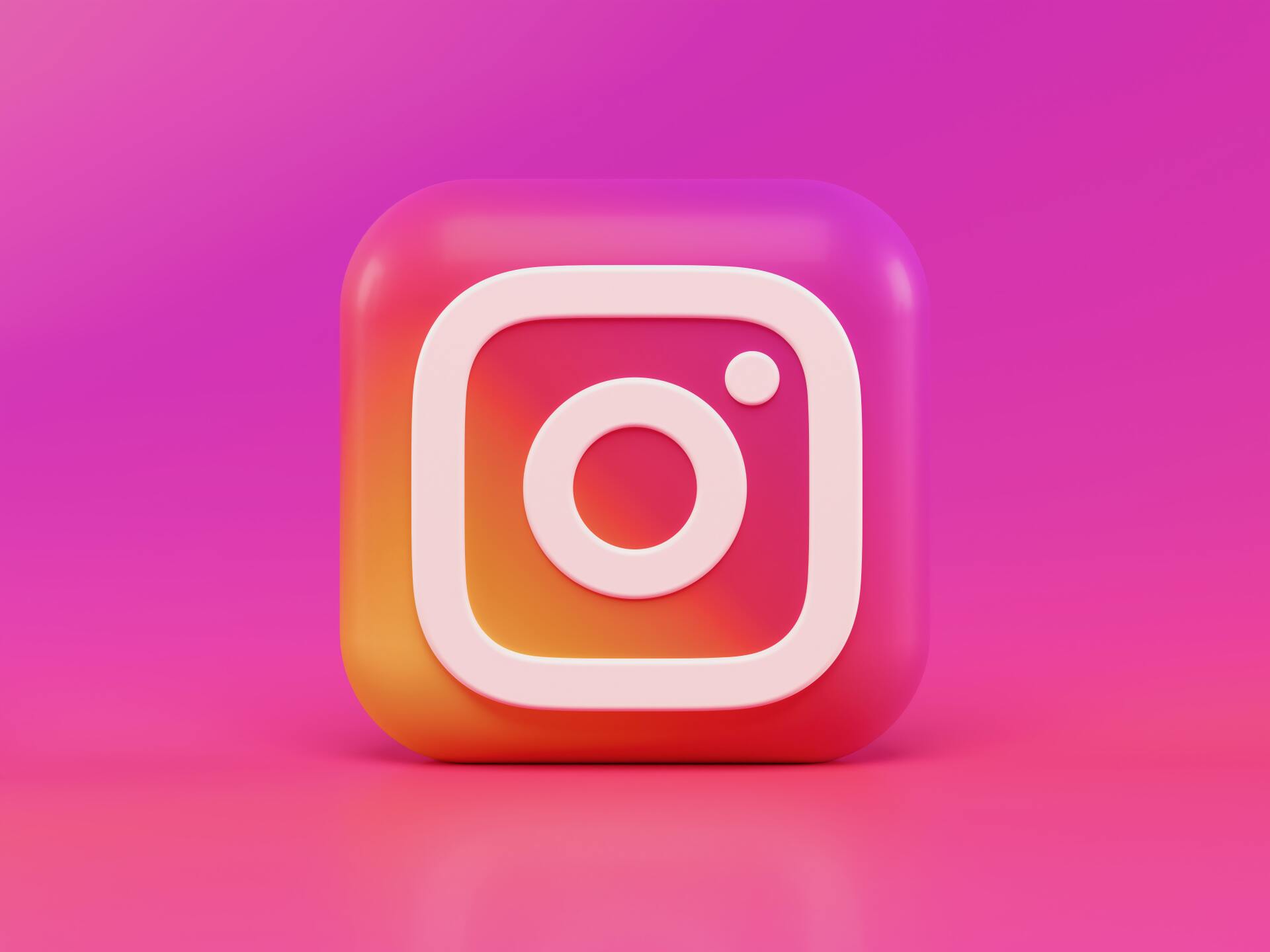 How to write an effective caption - Instagram