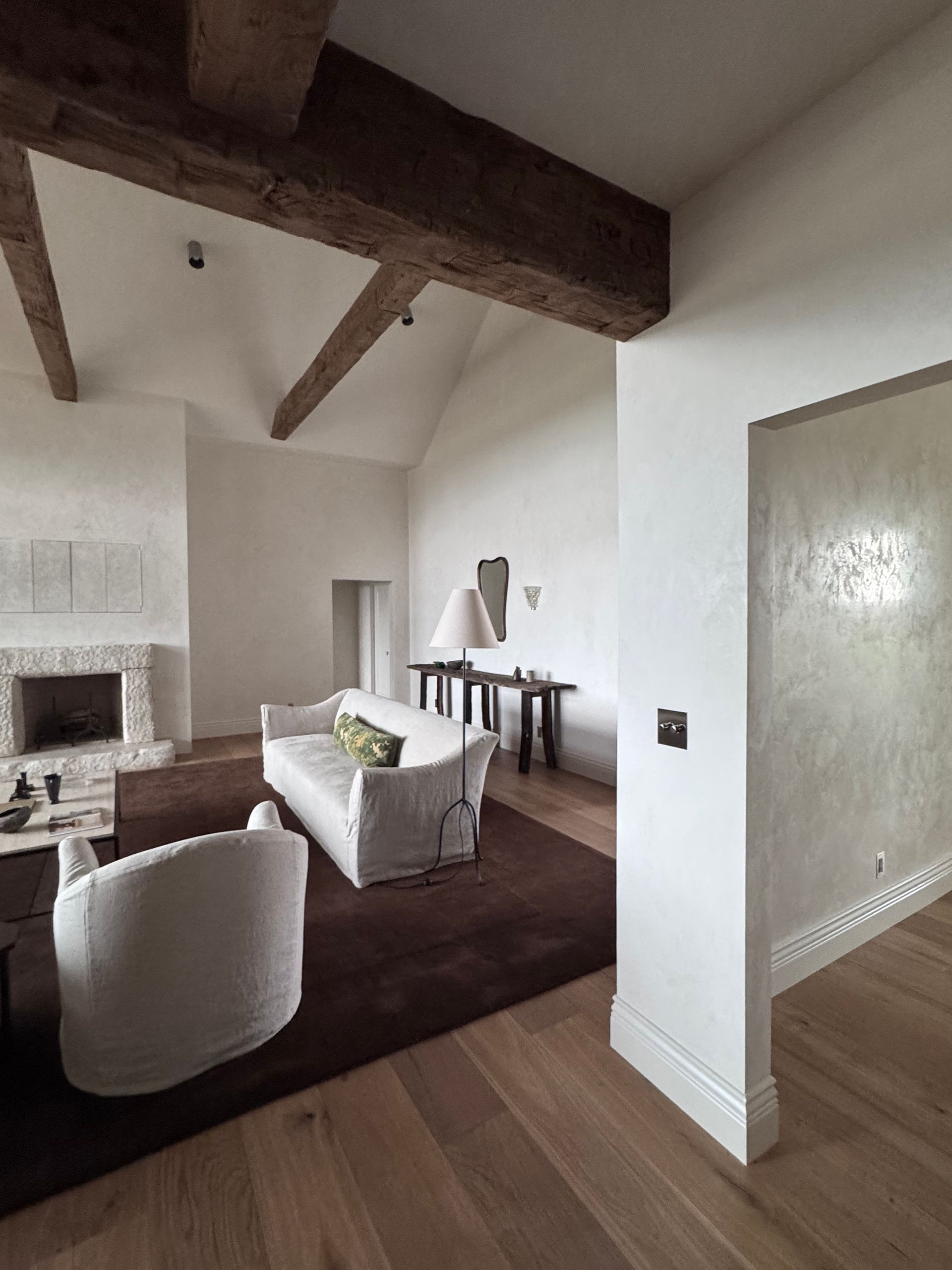 Venetian plaster wall finish by Exquisite Plaster & Design, Albany Oregon