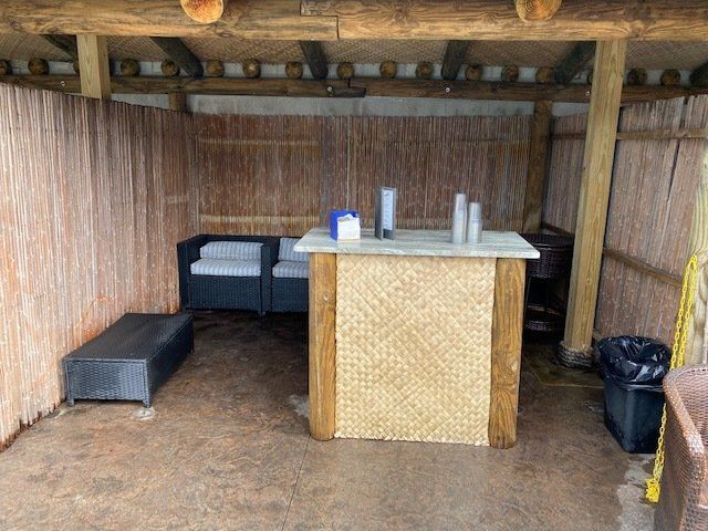 Mist Pool Bar Cabana