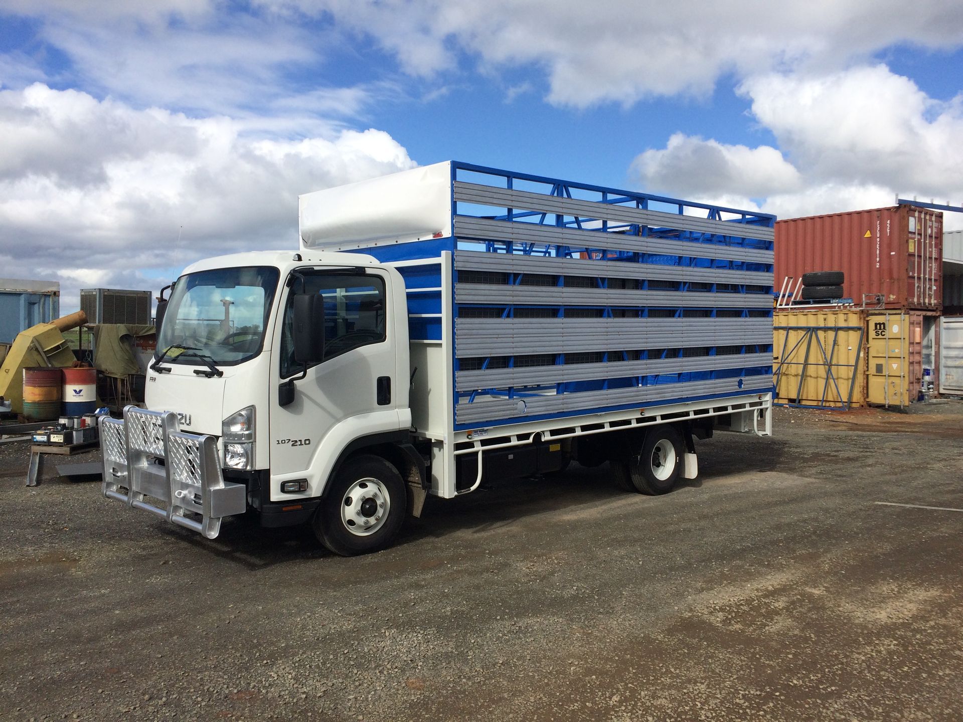 Efficiently Move Livestock — Stock Crates in Dubbo