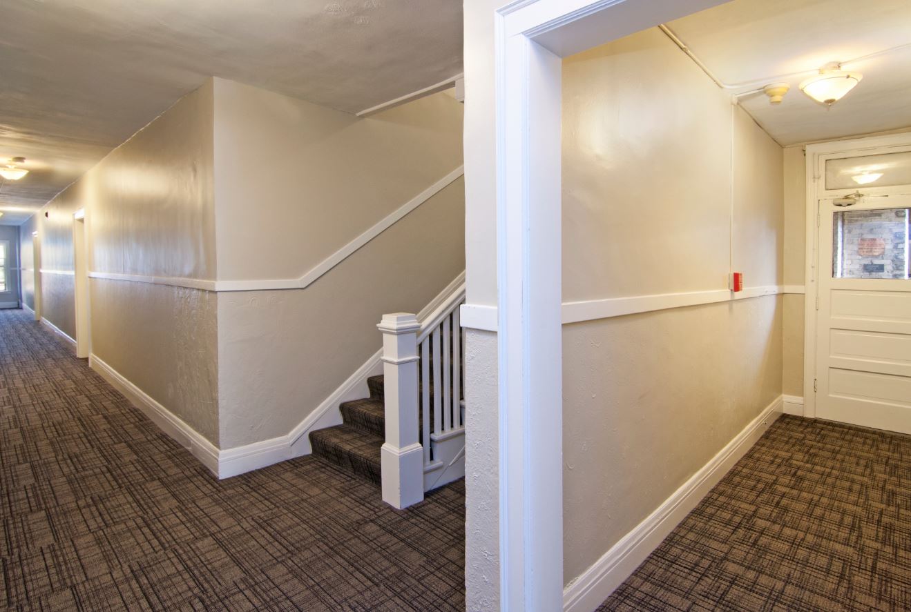 1810 & 1812 Bryant Ave S Interior