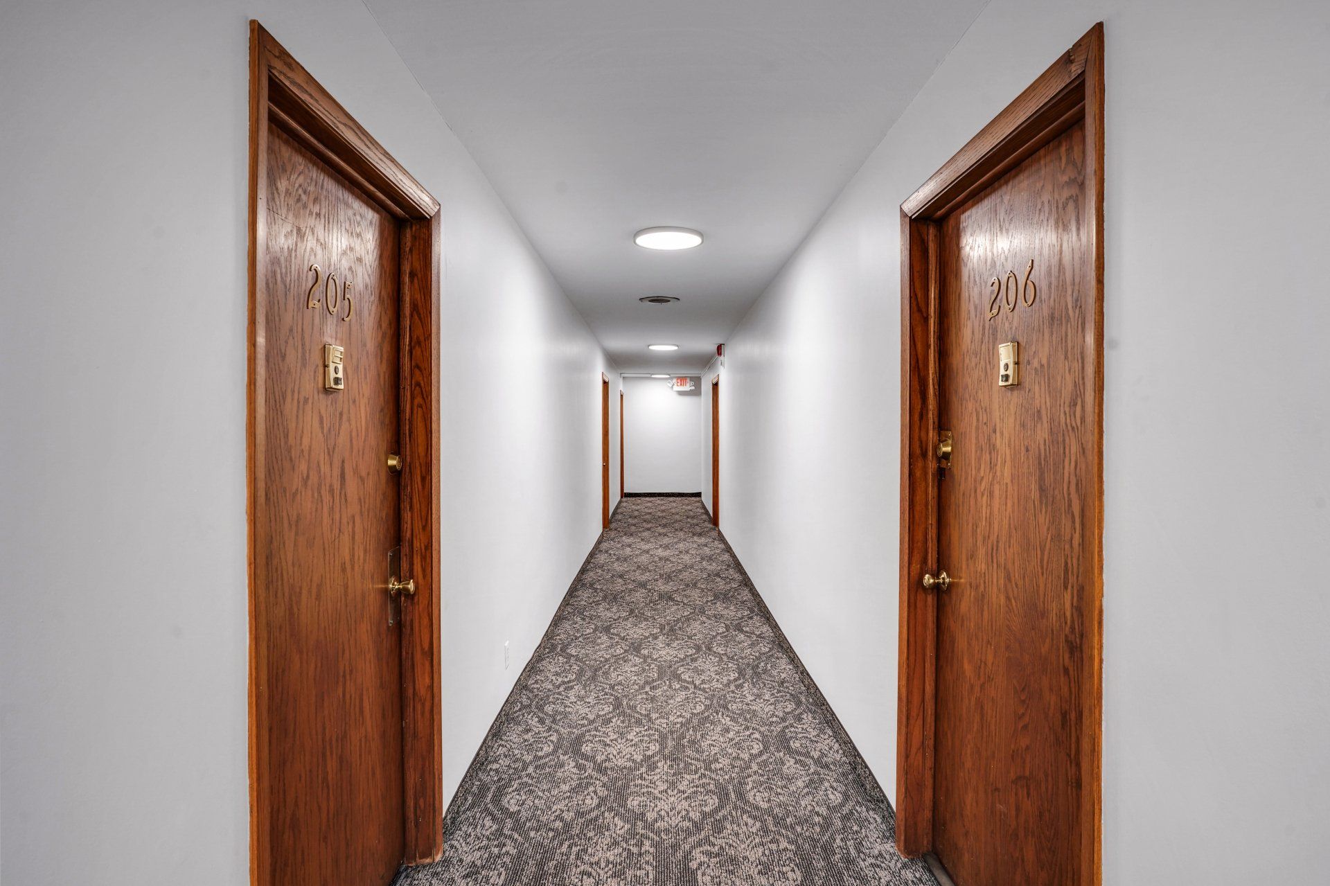 2001 Bryant Ave S Hallway