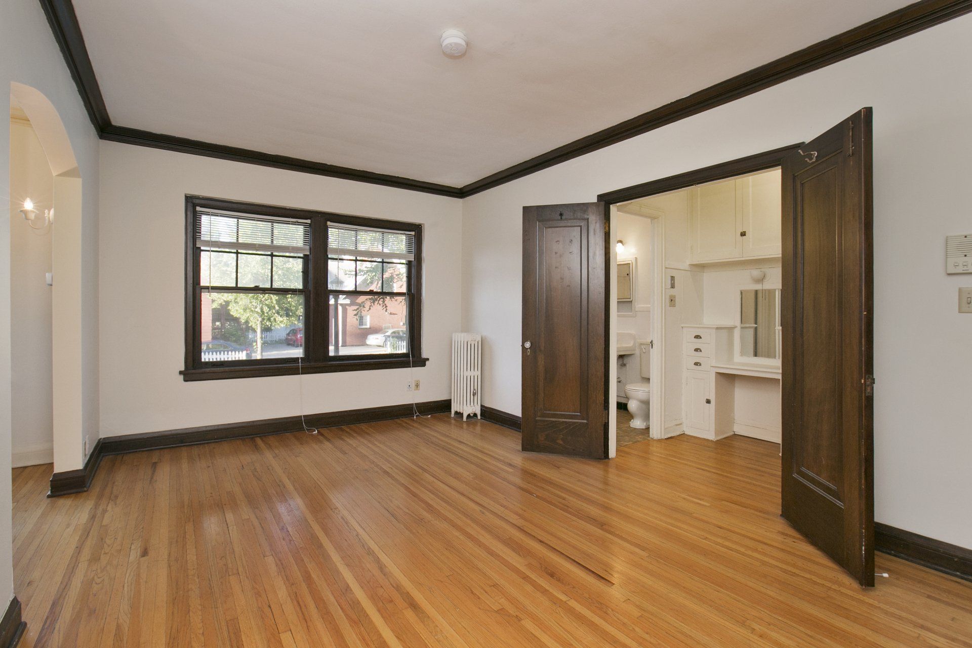 2120 Aldrich Ave S Living Room