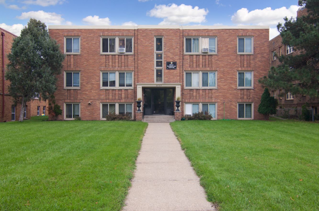 2709 Park Ave