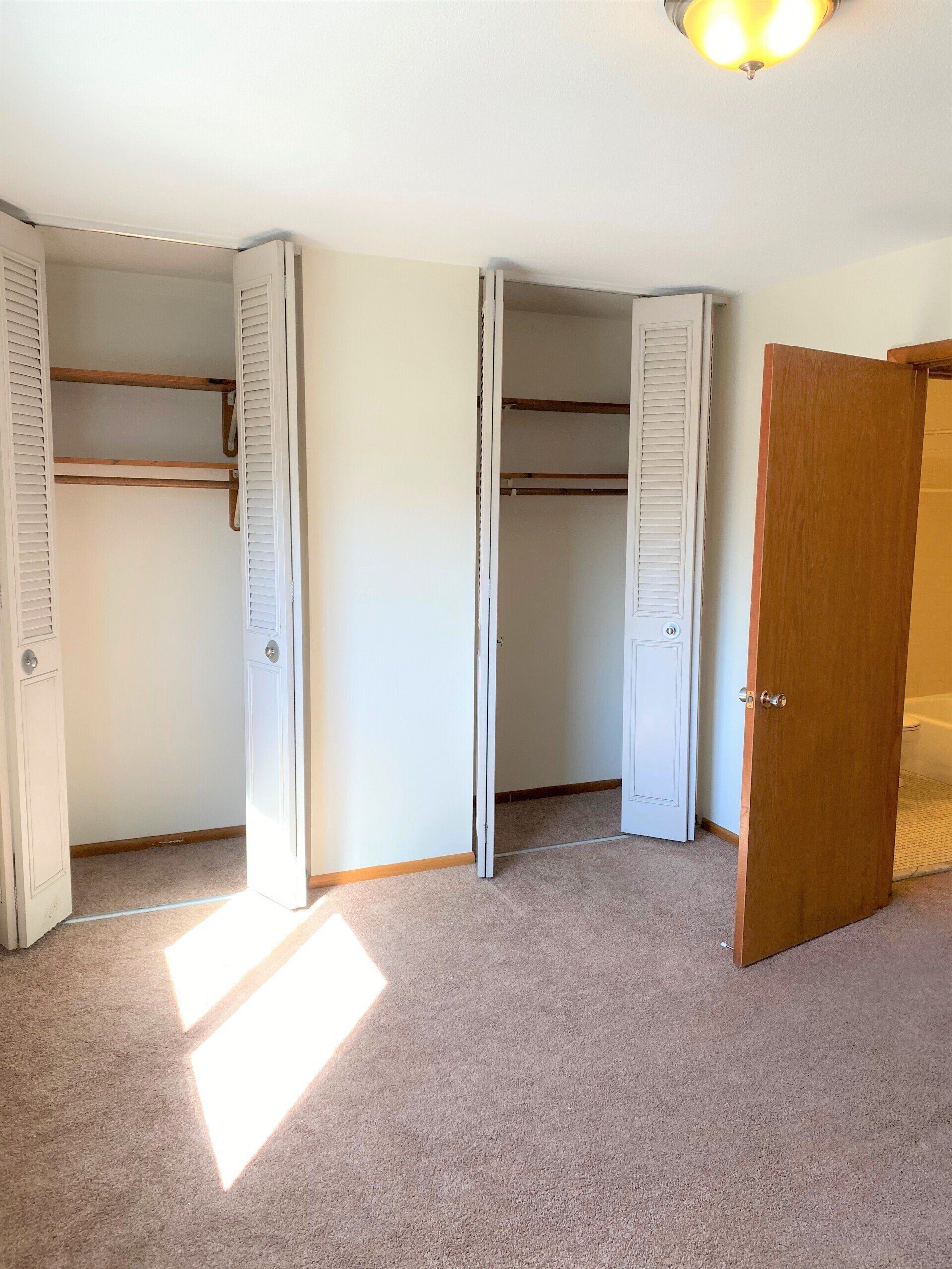 2730 Dupont Ave S Bedroom