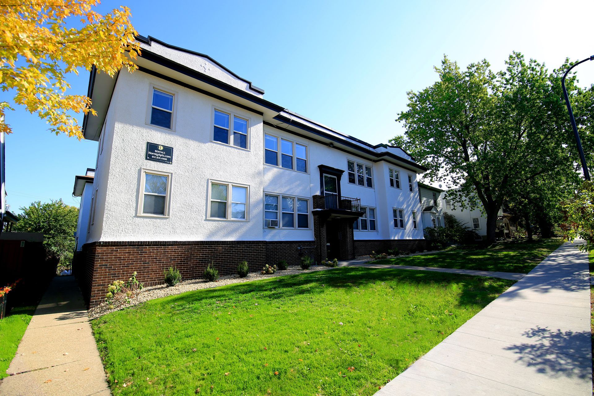 3411 Hennepin Ave S