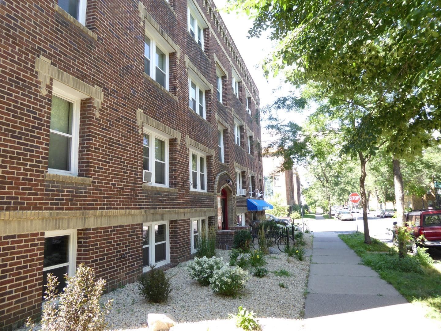3500 Dupont Ave S 