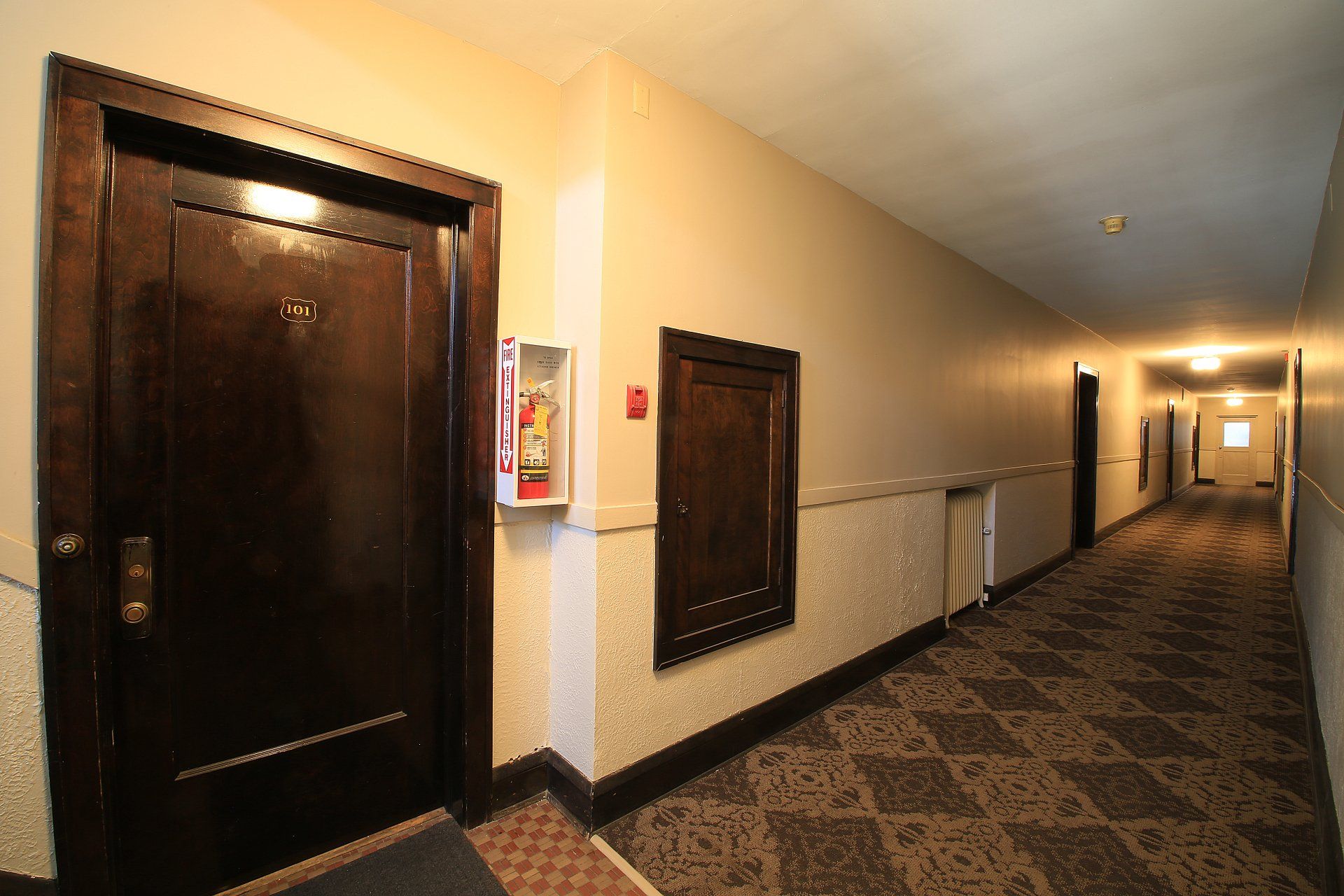 3617 Bryant Ave S Interior