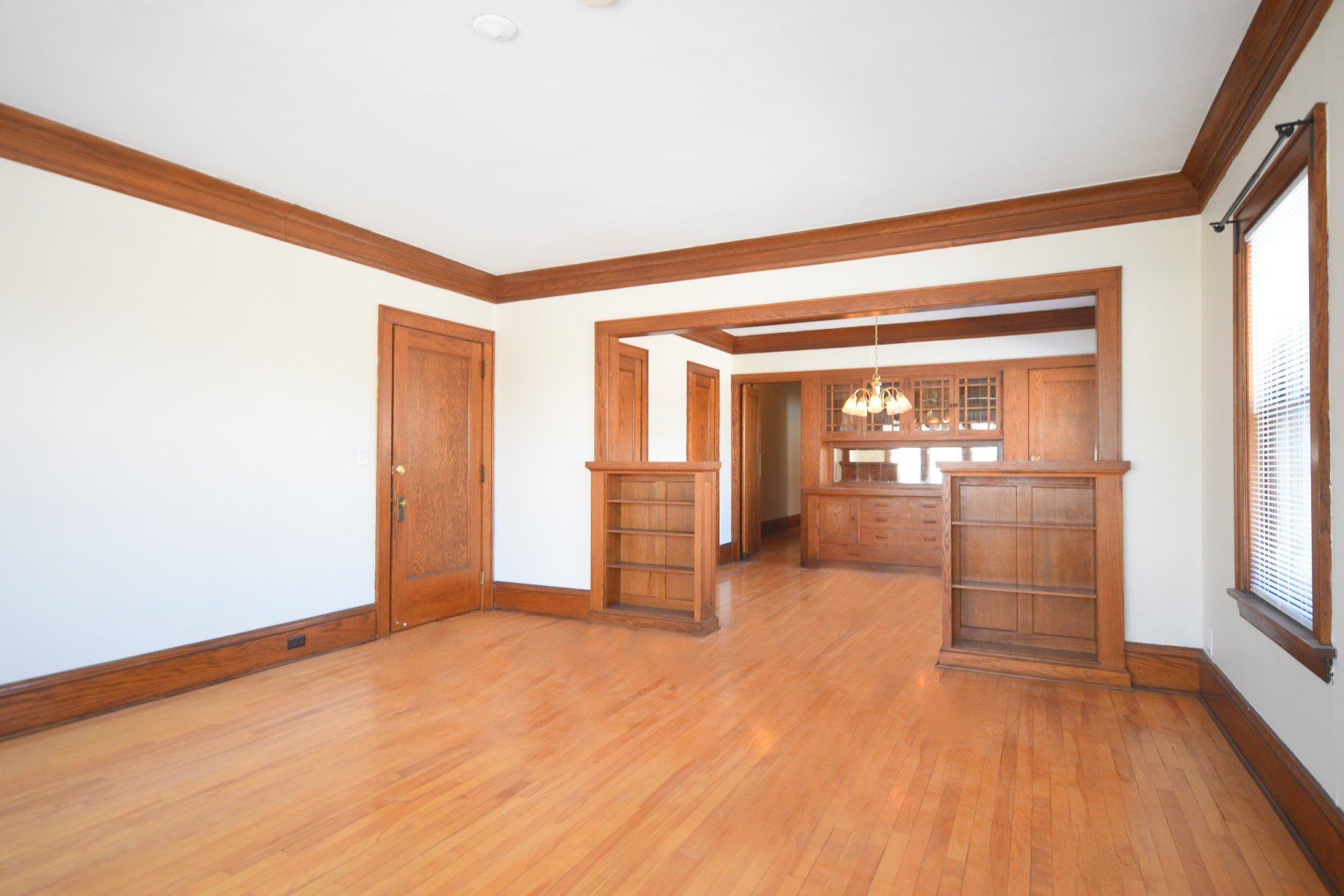 4000 Aldrich Ave S Living Room