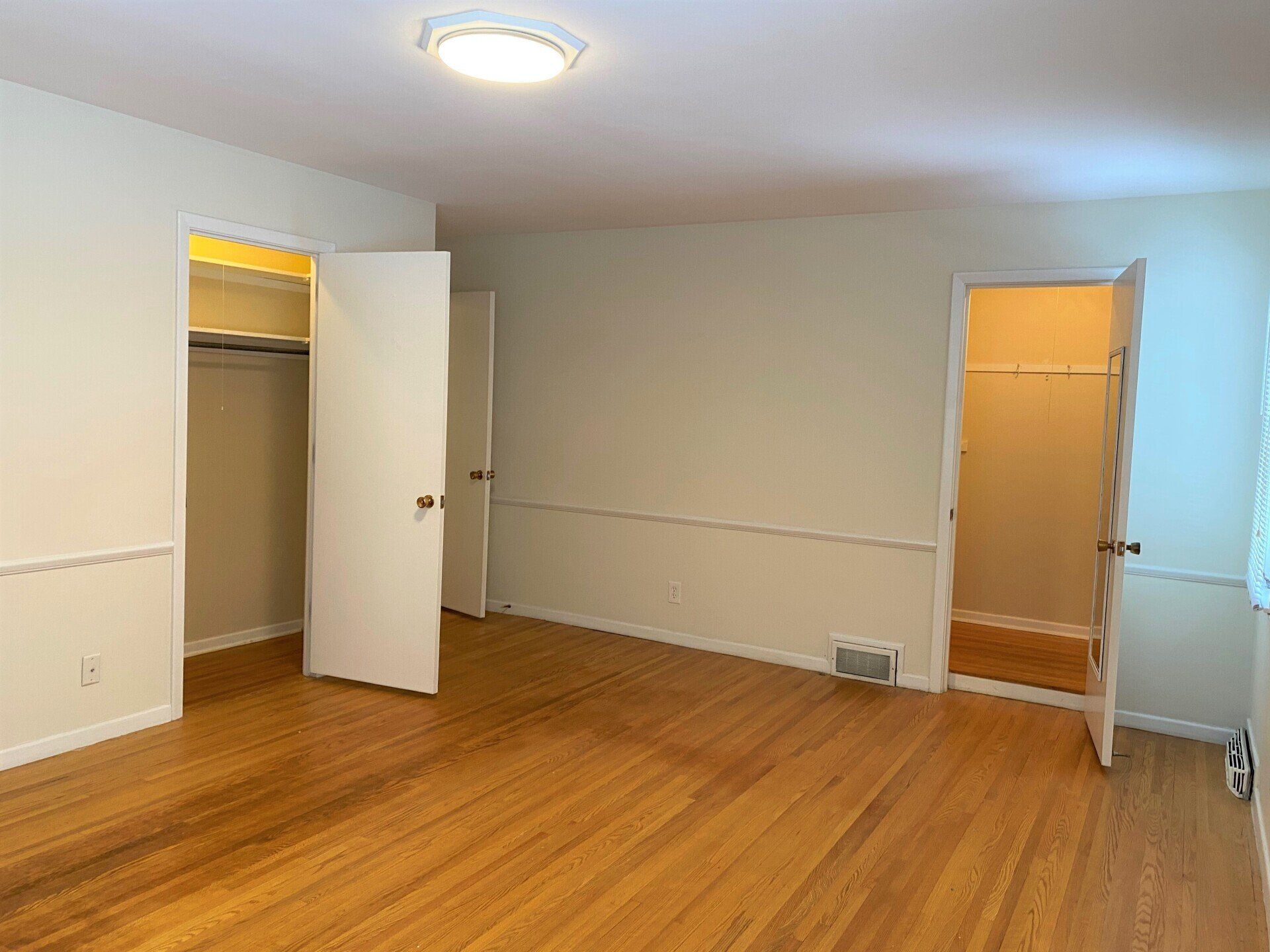 Edina Doubles Bedroom