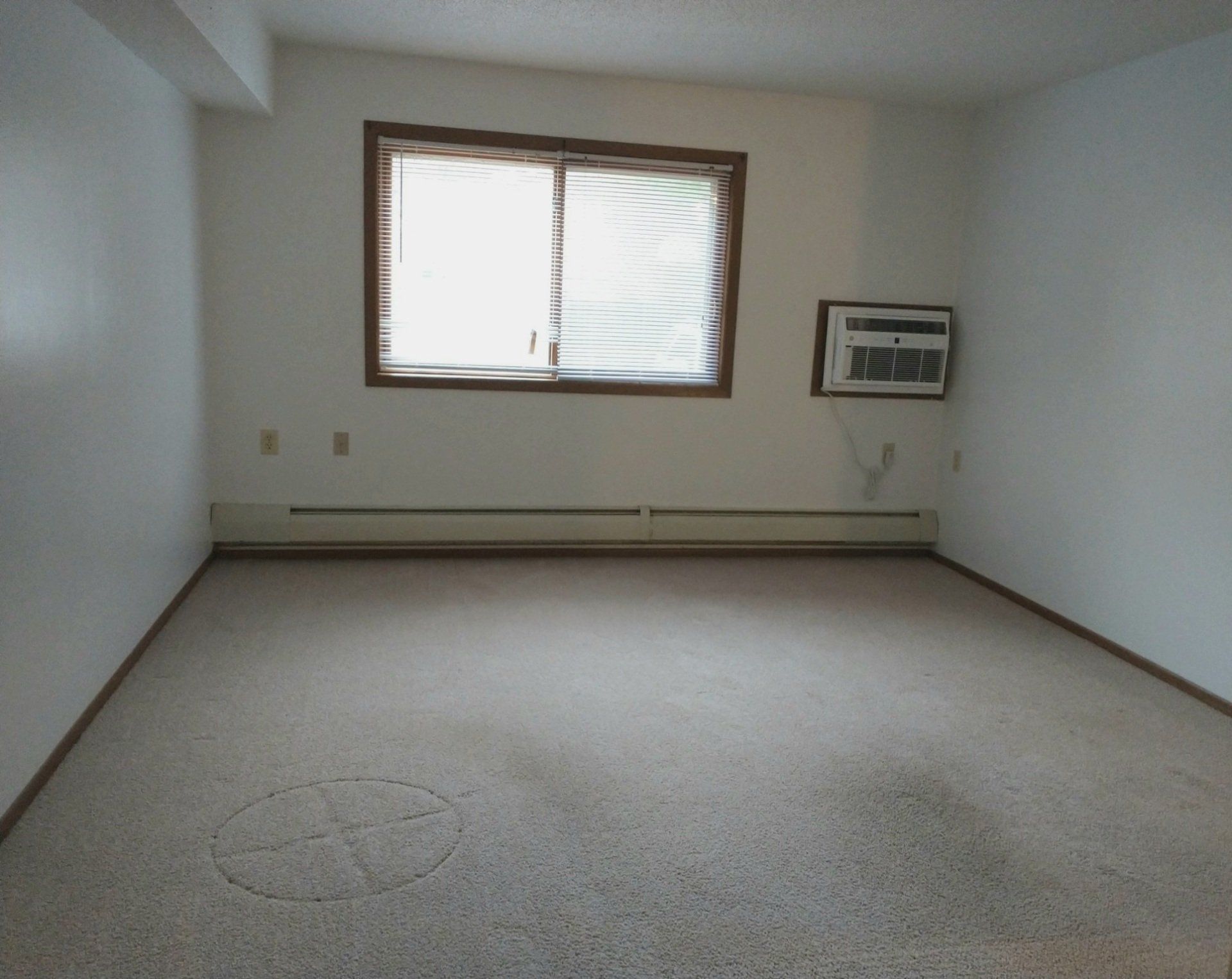 Evergreen Apartments Living Room