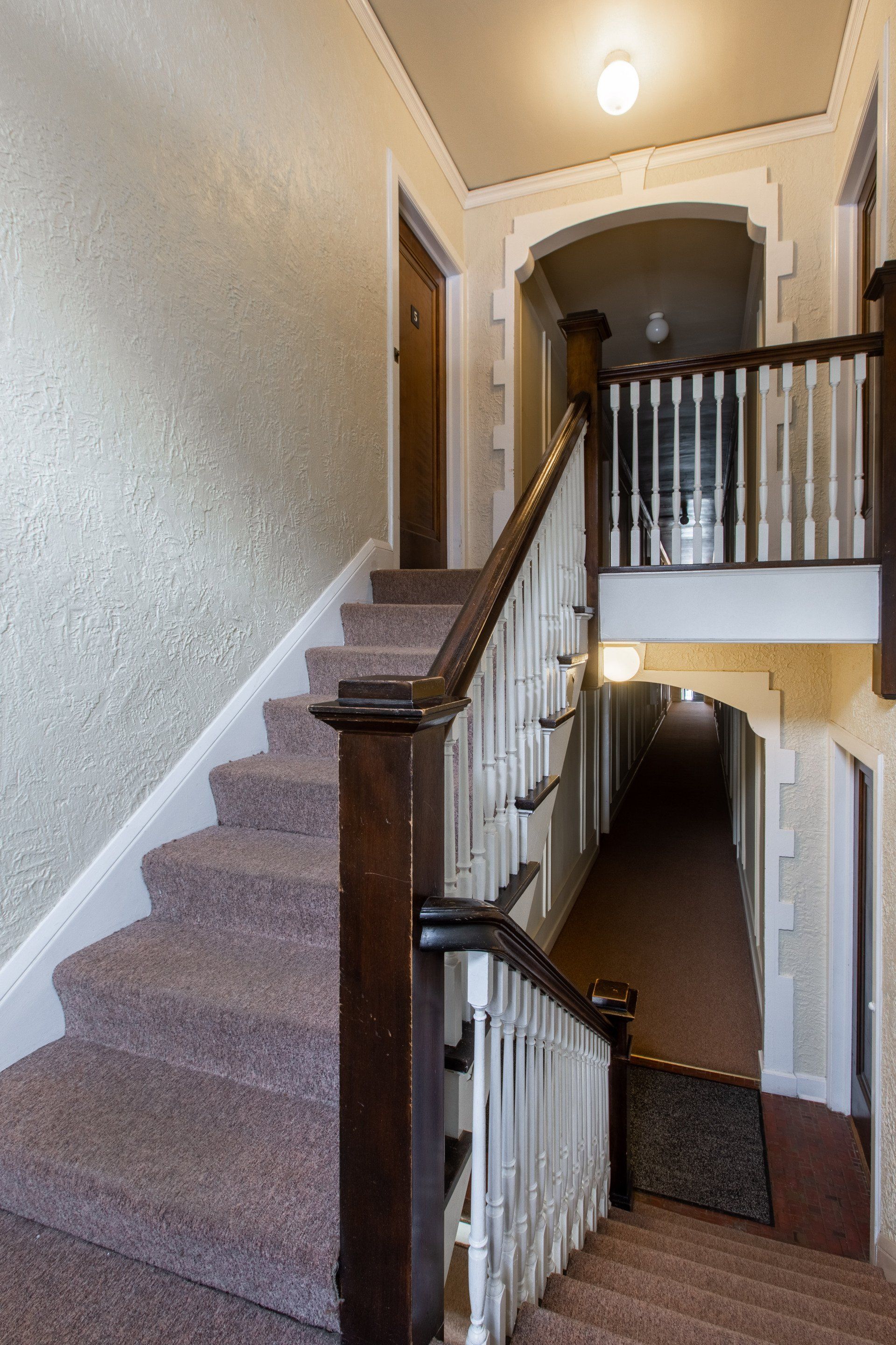 3508 Dupont Ave Stairs