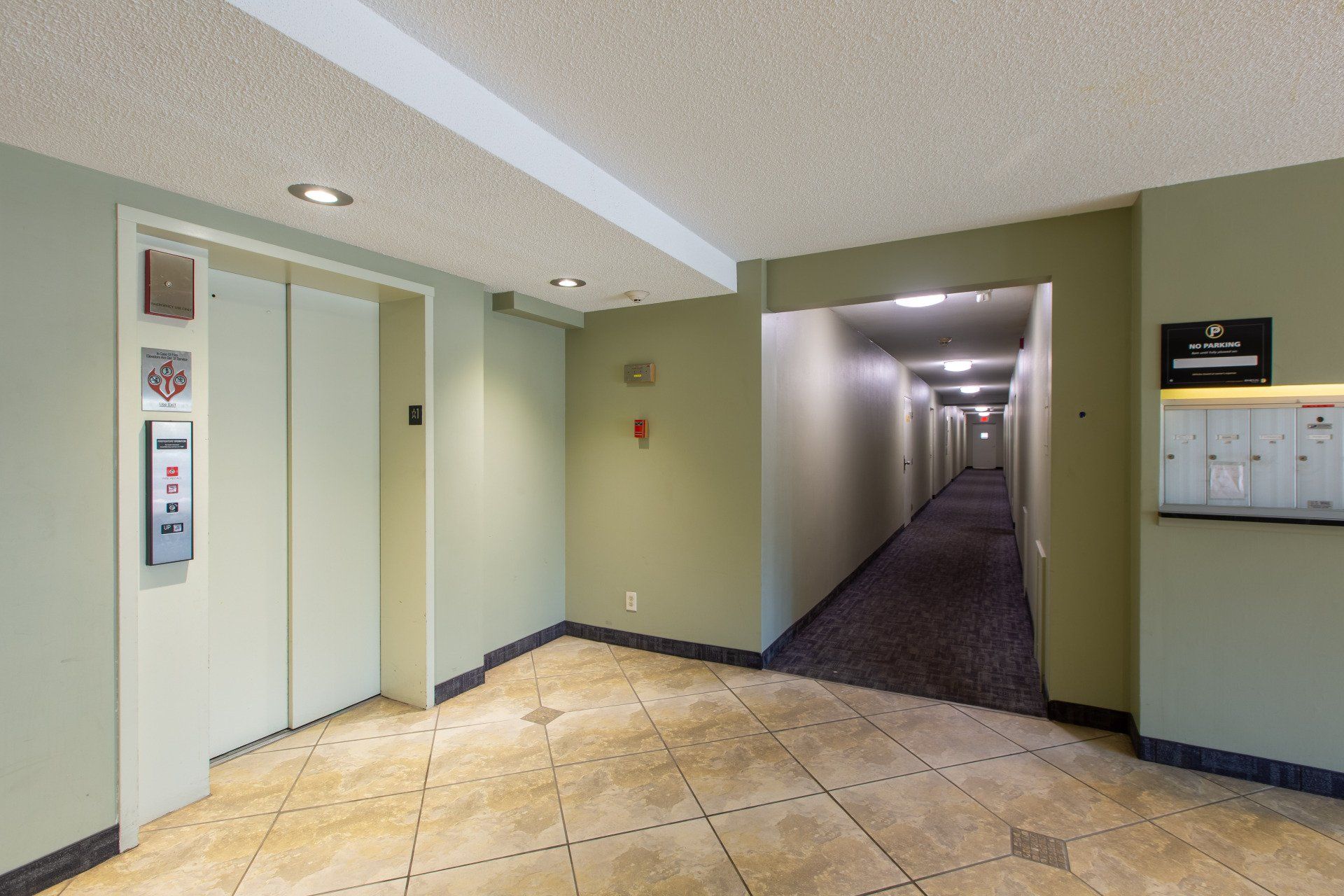242 West Franklin Ave Interior