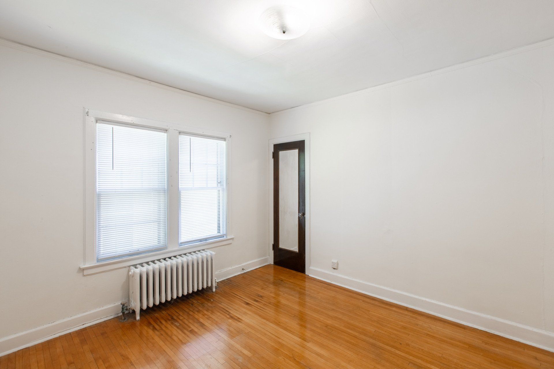 3508 Dupont Ave Bedroom