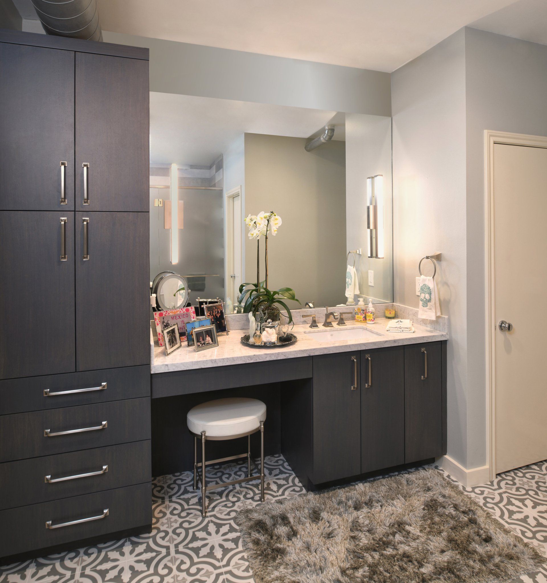 Bathroom with Cabinets — Bellaire, TX — All American Tile & Remodeling Roofing & Renovation