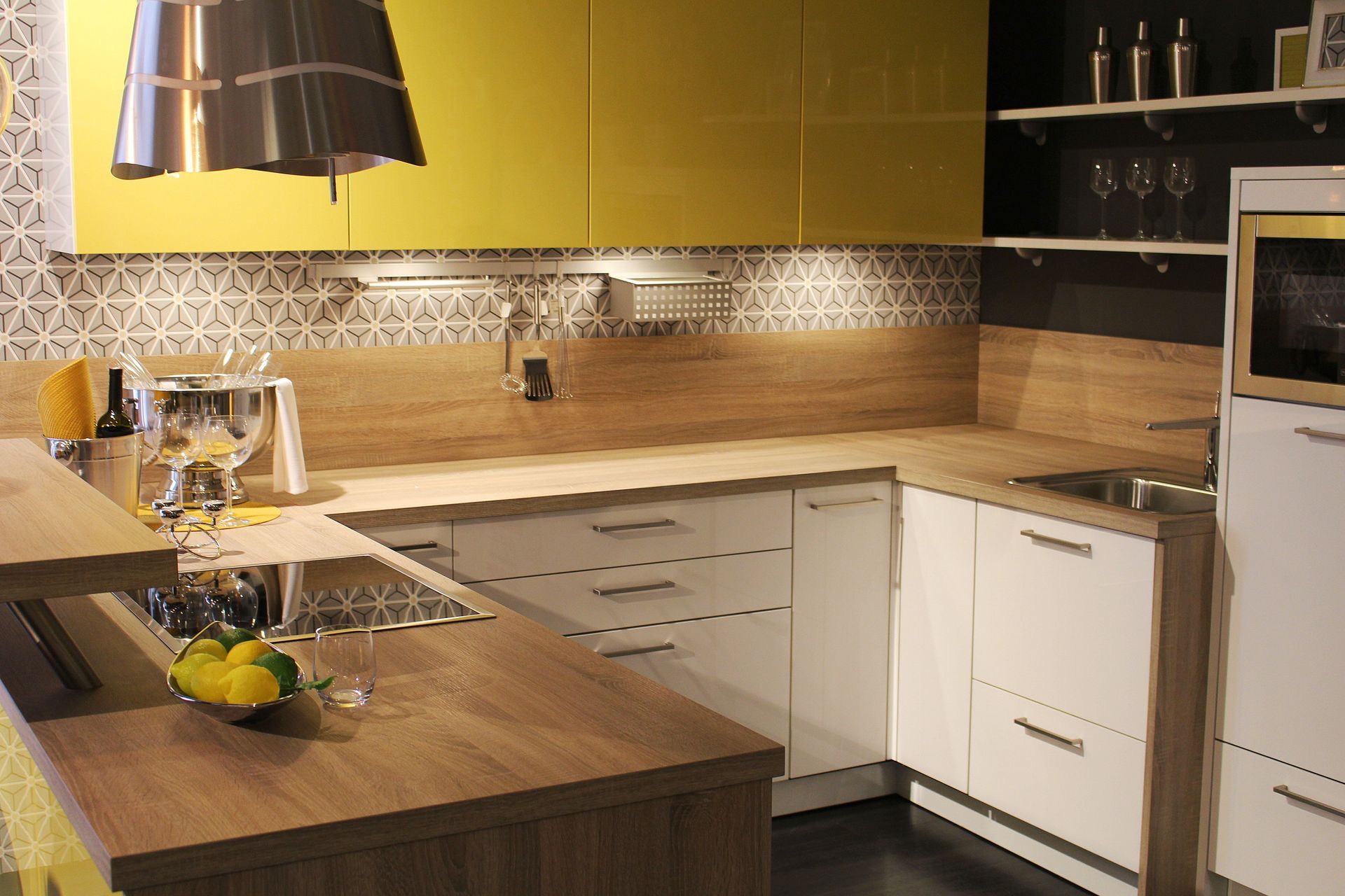 Houten aanrechtblad en water hoe goed gaat dat samen in de keuken?