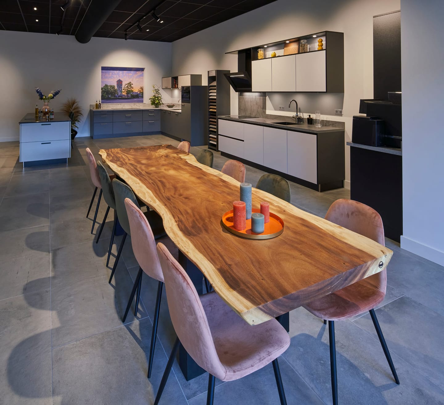 Suar boomstamtafel  kuiper keuken