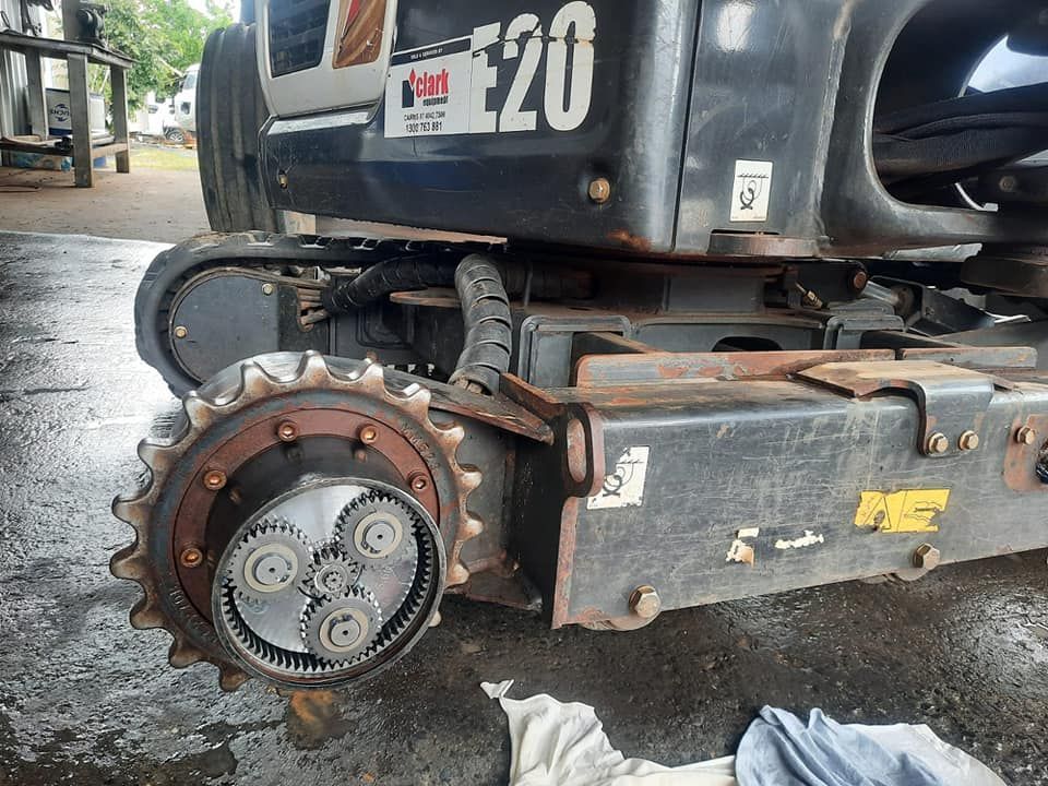A Close Up of a Machine With the Number 20 on It — Giger Machinery Services in Bentley Park, QLD