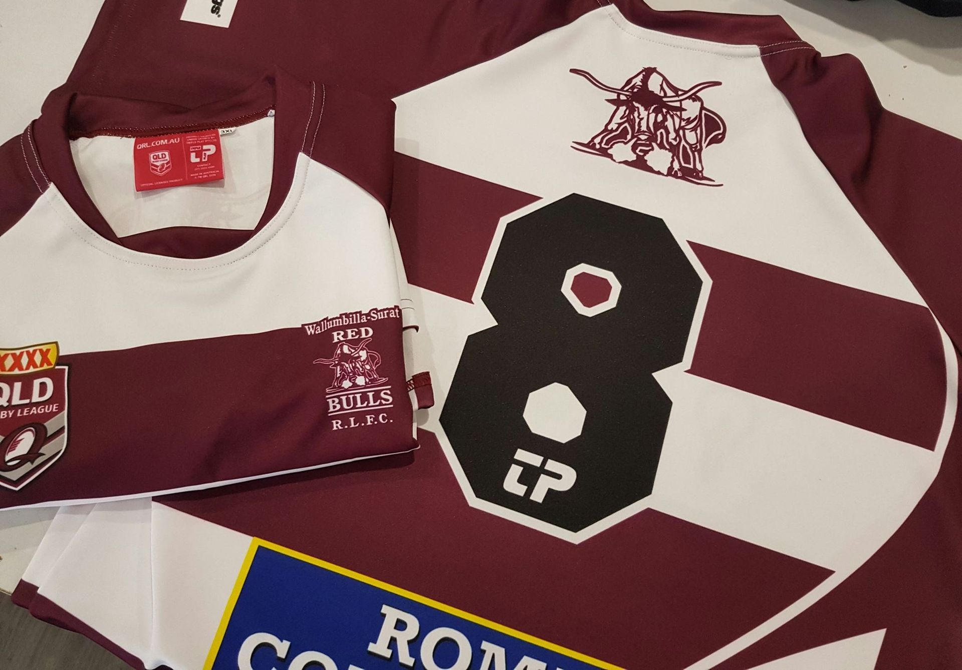 A Maroon And White Jersey With The Number 8 On It — Sportstar Screenprinting in Roma, QLD