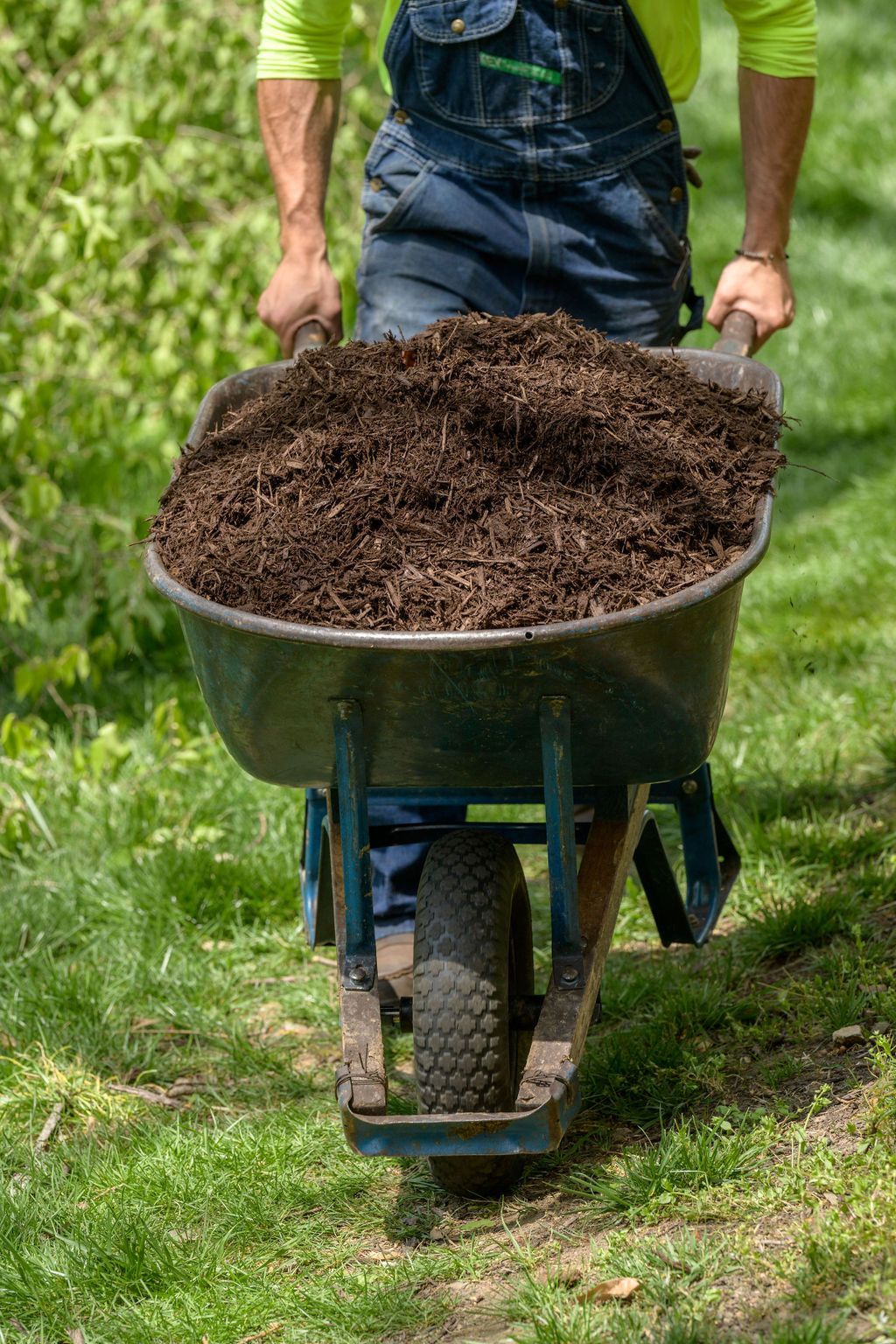Create a beautiful and functional outdoor living space with hardscaping services from Quality Cut Lawn Care in Columbia, MO.