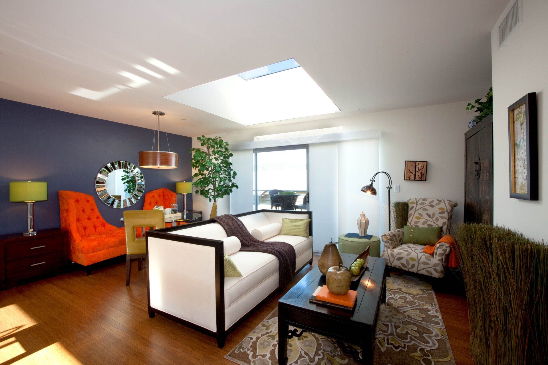 side of bedroom